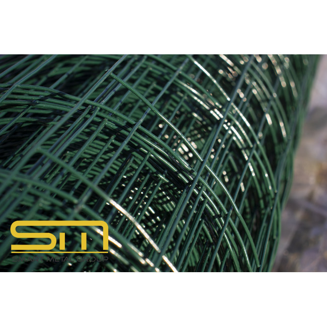 Електрозаварена оградна мрежа с PVC покритие височина 1.8м. руло 25м. (око 75мм/100мм.) ф2.2мм