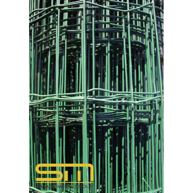 Електрозаварена оградна мрежа с PVC покритие височина 1.8м. руло 25м. (око 75мм/100мм.) ф2.2мм
