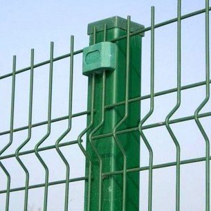 Панель забора 3D ПВХ RAL6005 100x250см (ячейка 50x150мм) Ф4.3 Панель забора 3D ПВХ RAL6005 100x250см (ячейка 50x150мм) Ф4.3