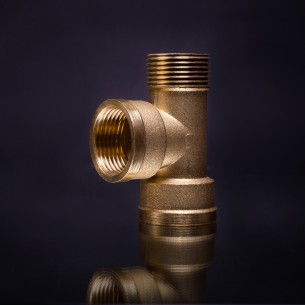 Тройник с резба РК 0230-В 25 х 25 х 25н (1“в х 1“в х 1“н усил.)